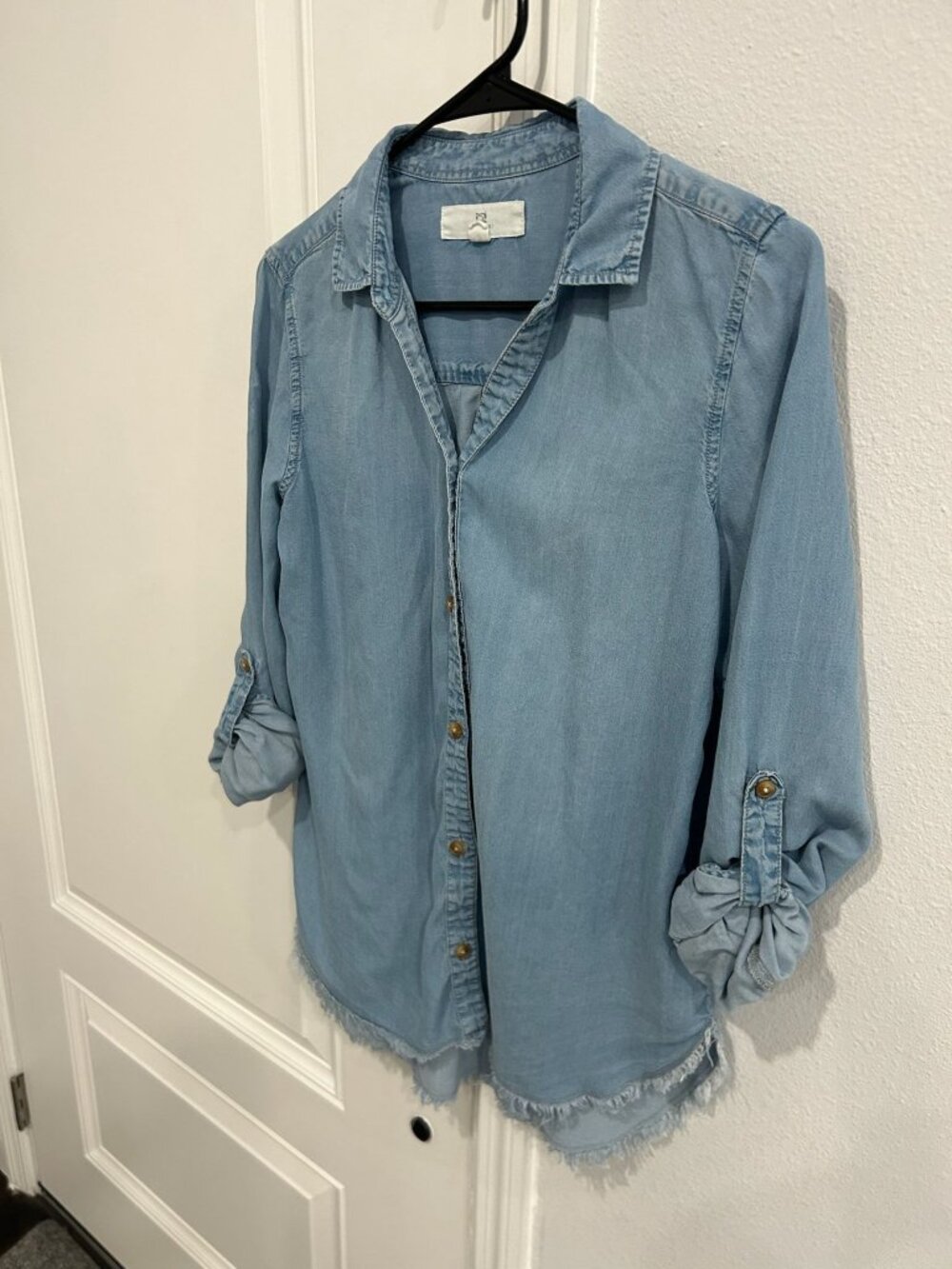 Thread + Supply Small Blue Tencel Button-Down Frayed Shirt Minimalist Coastal - Picture 3 of 11